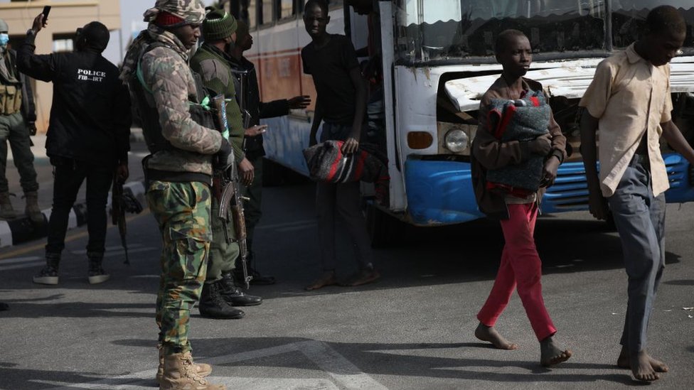 Nigeria enfrenta crisis de seguridad por aumento de secuestros realizados por grupos armados