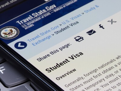 Juez frena nuevas restricciones de visas para estudiantes y periodistas en Estados Unidos